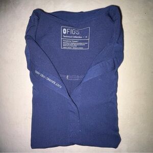 Figs scrub top!